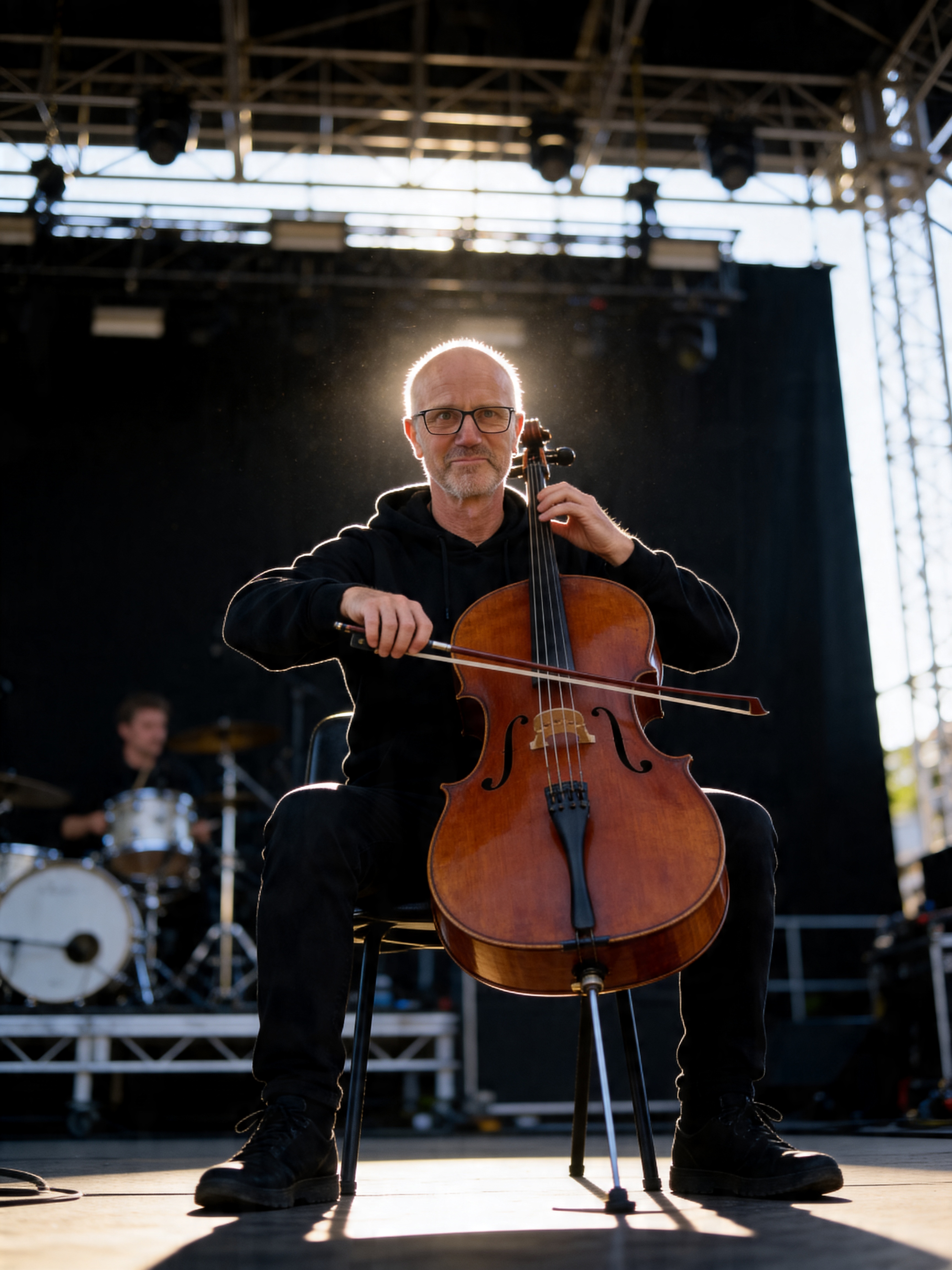 Bernhard, Cello